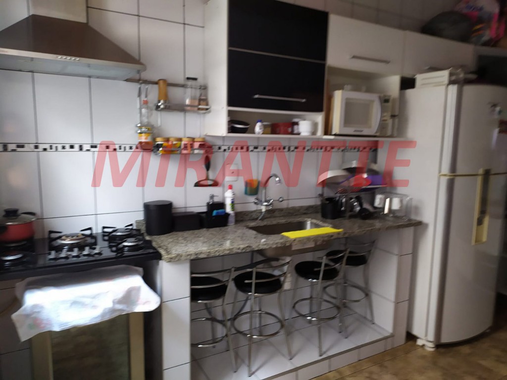 Sobrado de 208m² com 4 quartos em Casa Verde