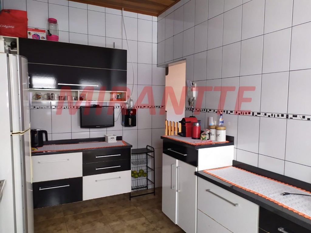 Sobrado de 208m² com 4 quartos em Casa Verde