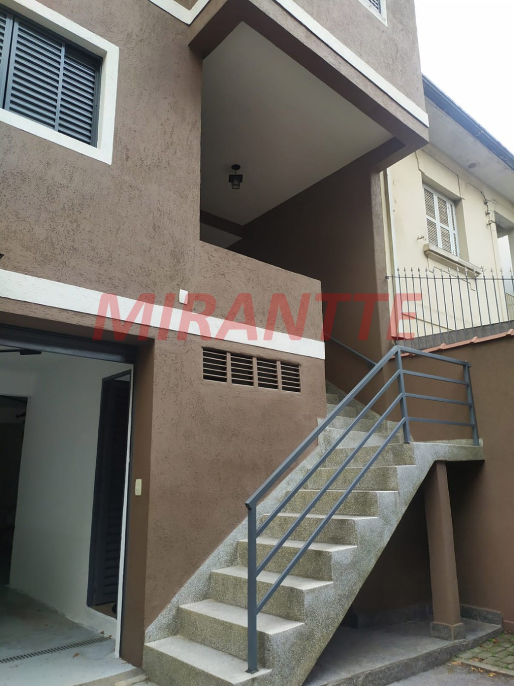 Sobrado de 208m² com 4 quartos em Casa Verde