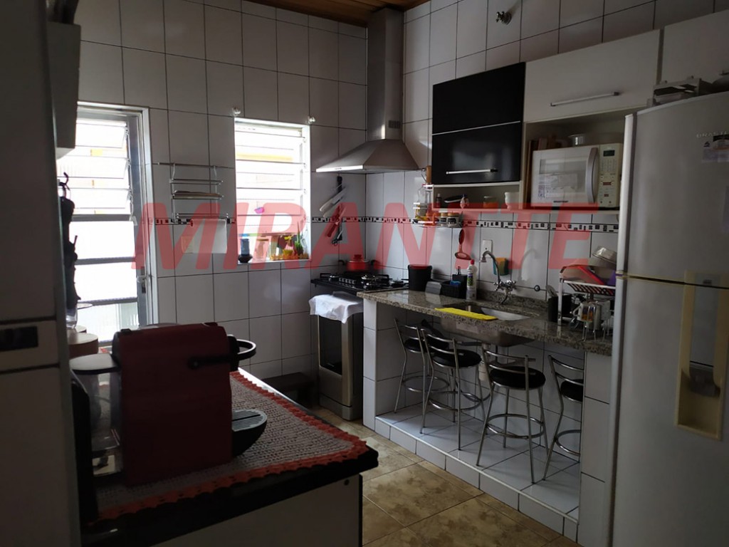Sobrado de 208m² com 4 quartos em Casa Verde
