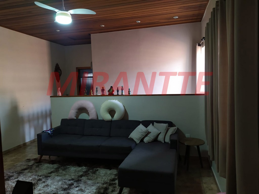 Sobrado de 208m² com 4 quartos em Casa Verde