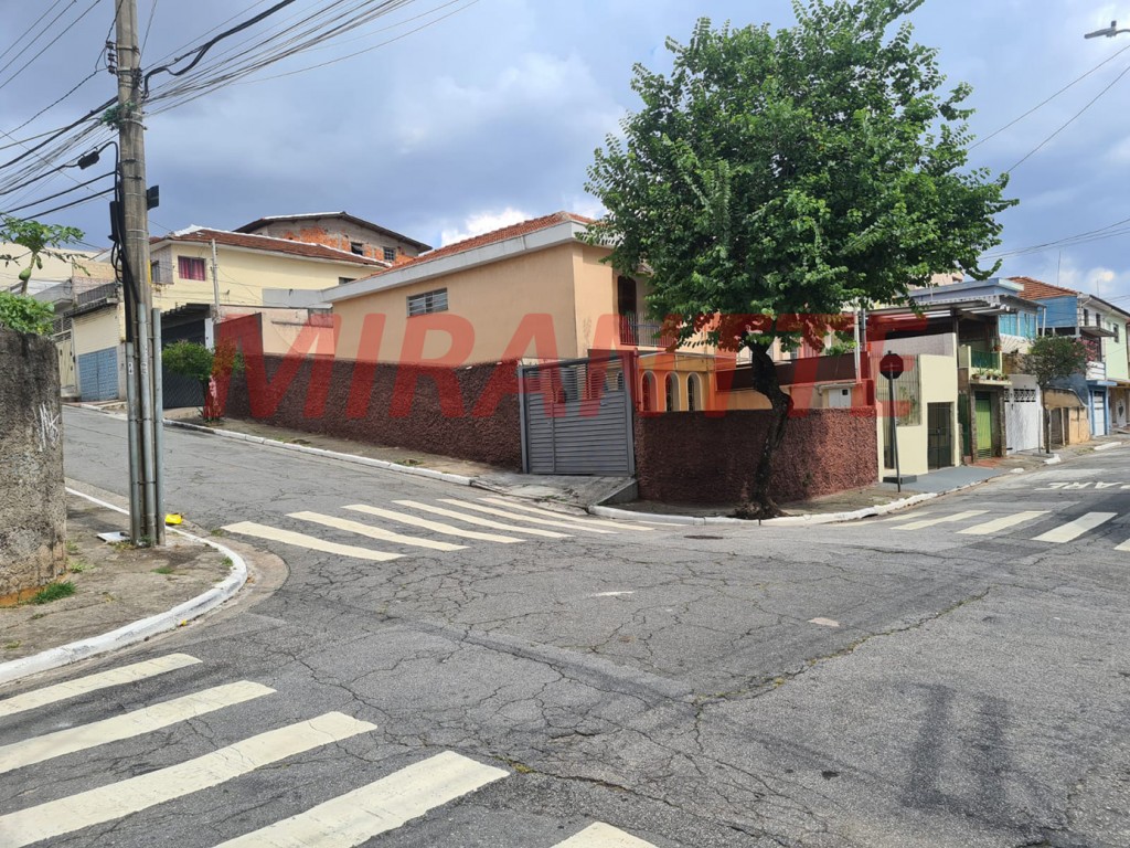 Sobrado de 133m² com 3 quartos em Vila Gustavo