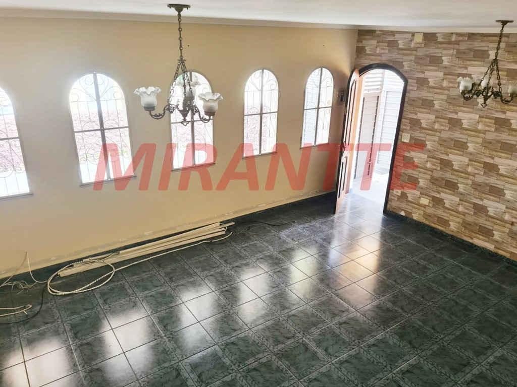 Sobrado de 133m² com 3 quartos em Vila Gustavo