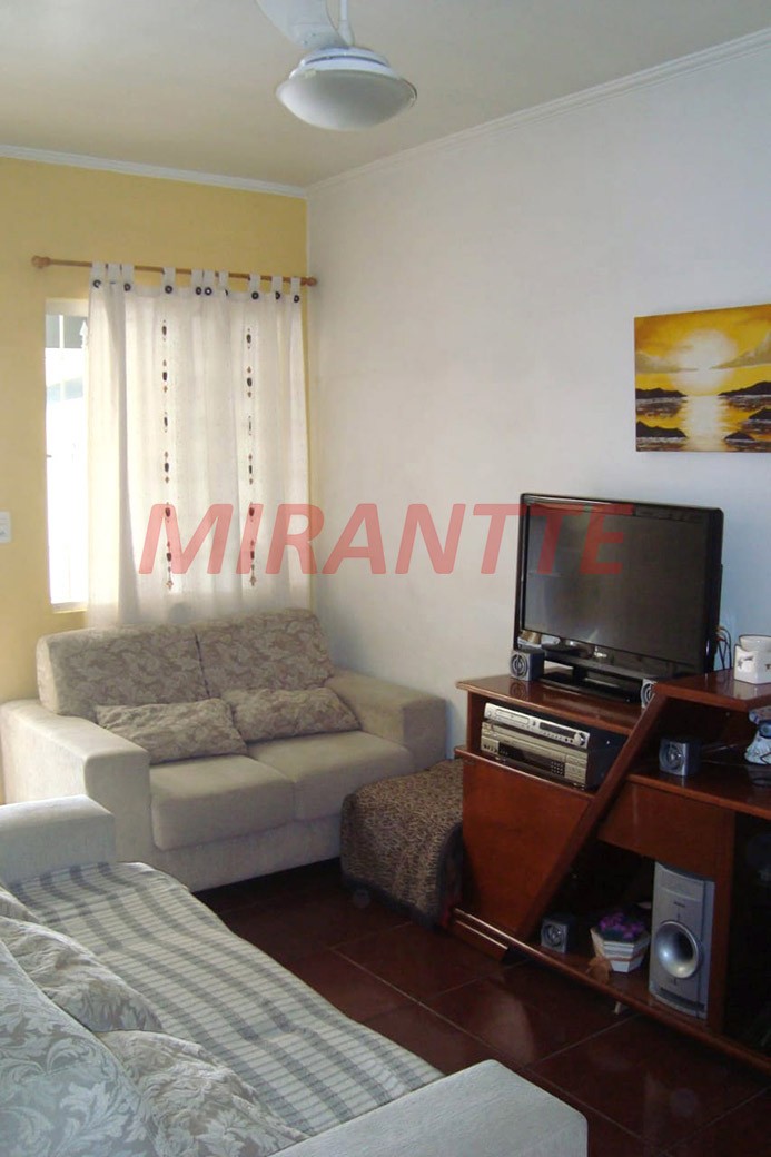Casa terrea de 120m² com 2 quartos em Vila Carioca