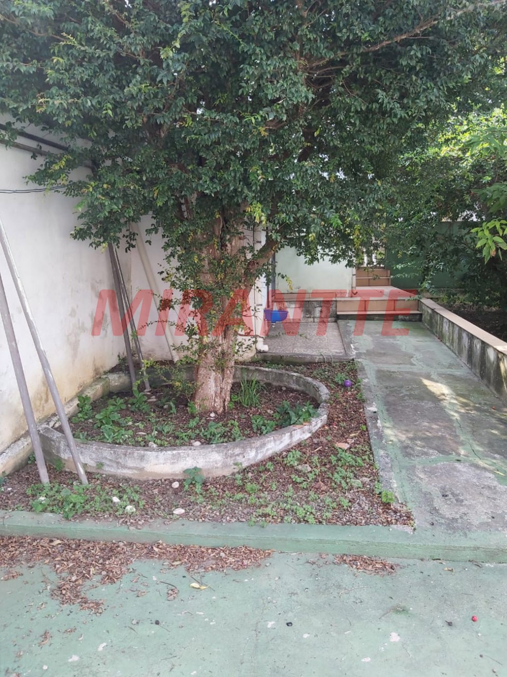 Terreno de 400m² com 3 quartos em Vila Constança