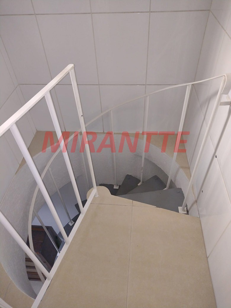 Sobrado de 107m² com 3 quartos em Vila Mazzei