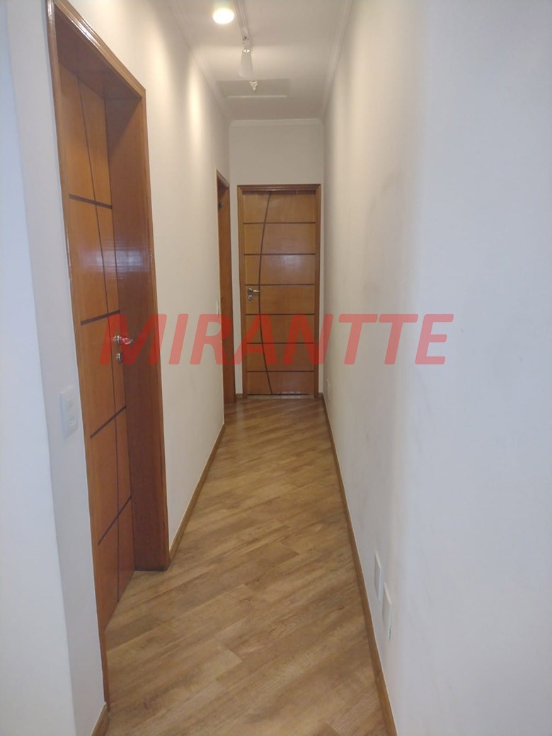 Sobrado de 107m² com 3 quartos em Vila Mazzei