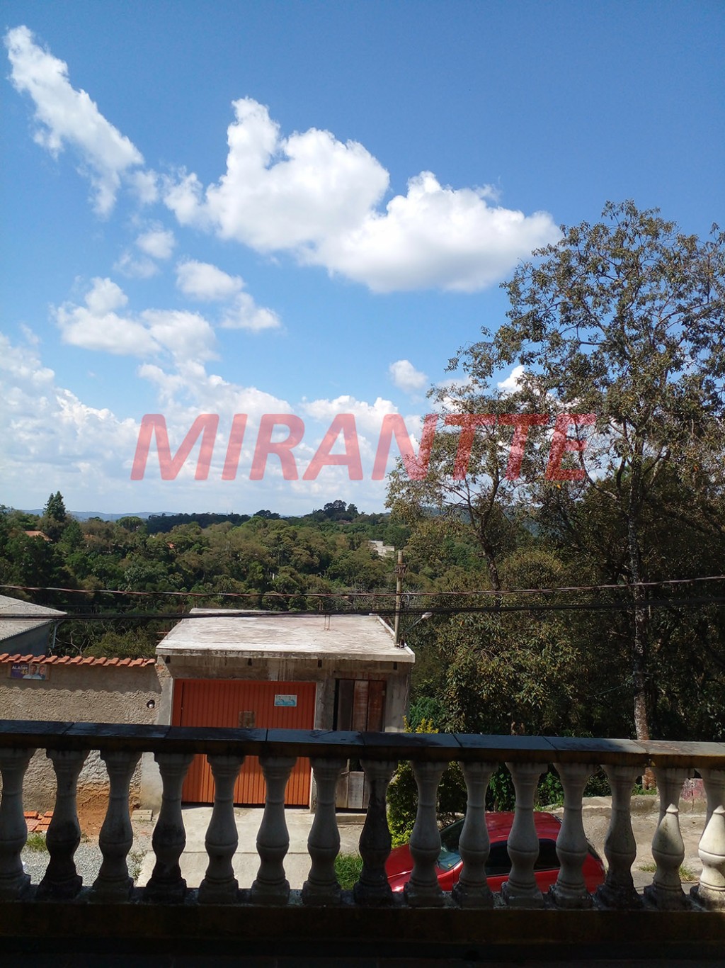 Sobrado de 382m² com 5 quartos em Serra Da Cantareira