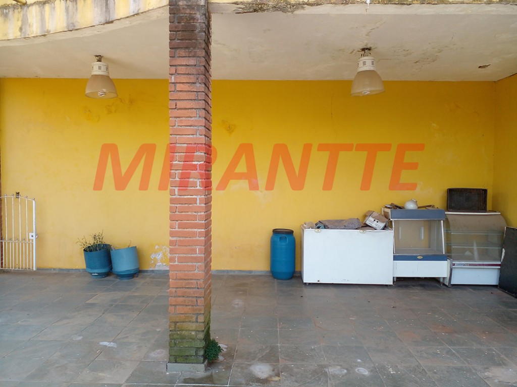 Sobrado de 382m² com 5 quartos em Serra Da Cantareira