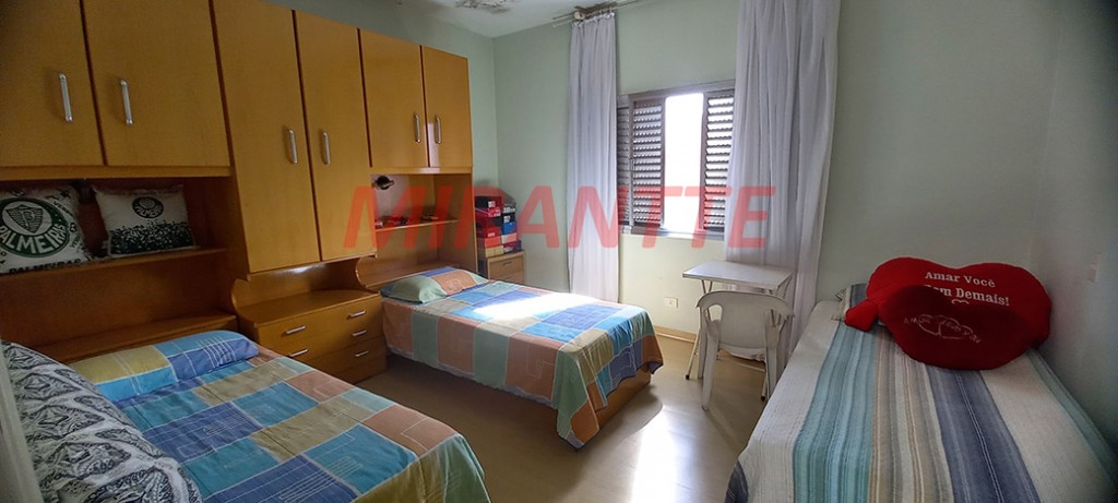Sobrado de 350m² com 4 quartos em Jardim Felicidade