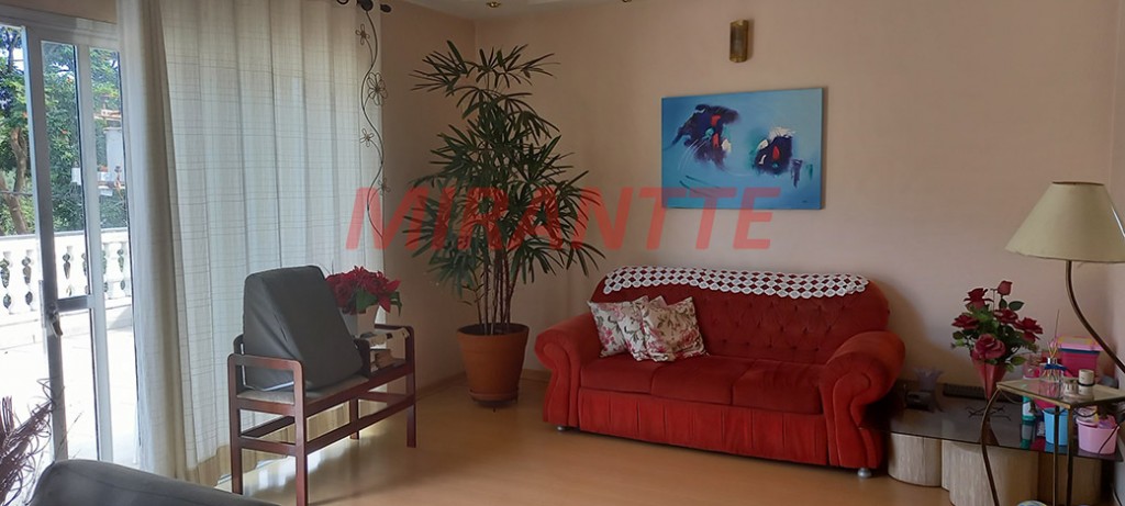Sobrado de 350m² com 4 quartos em Jardim Felicidade