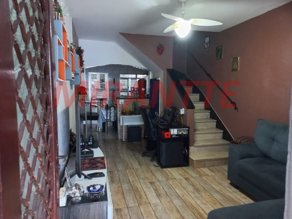 Sobrado de 99m² com 2 quartos em Santana