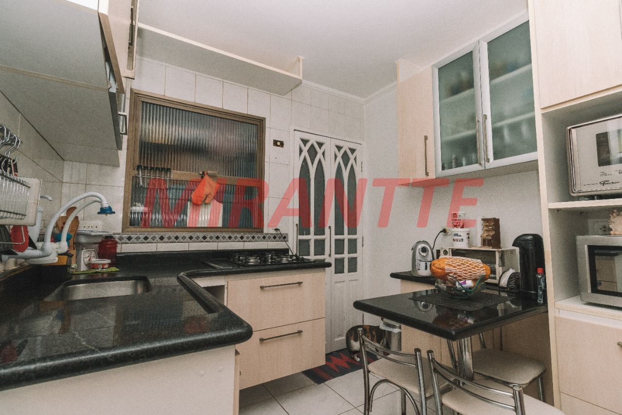 Apartamento de 77m² com 3 quartos em Santana