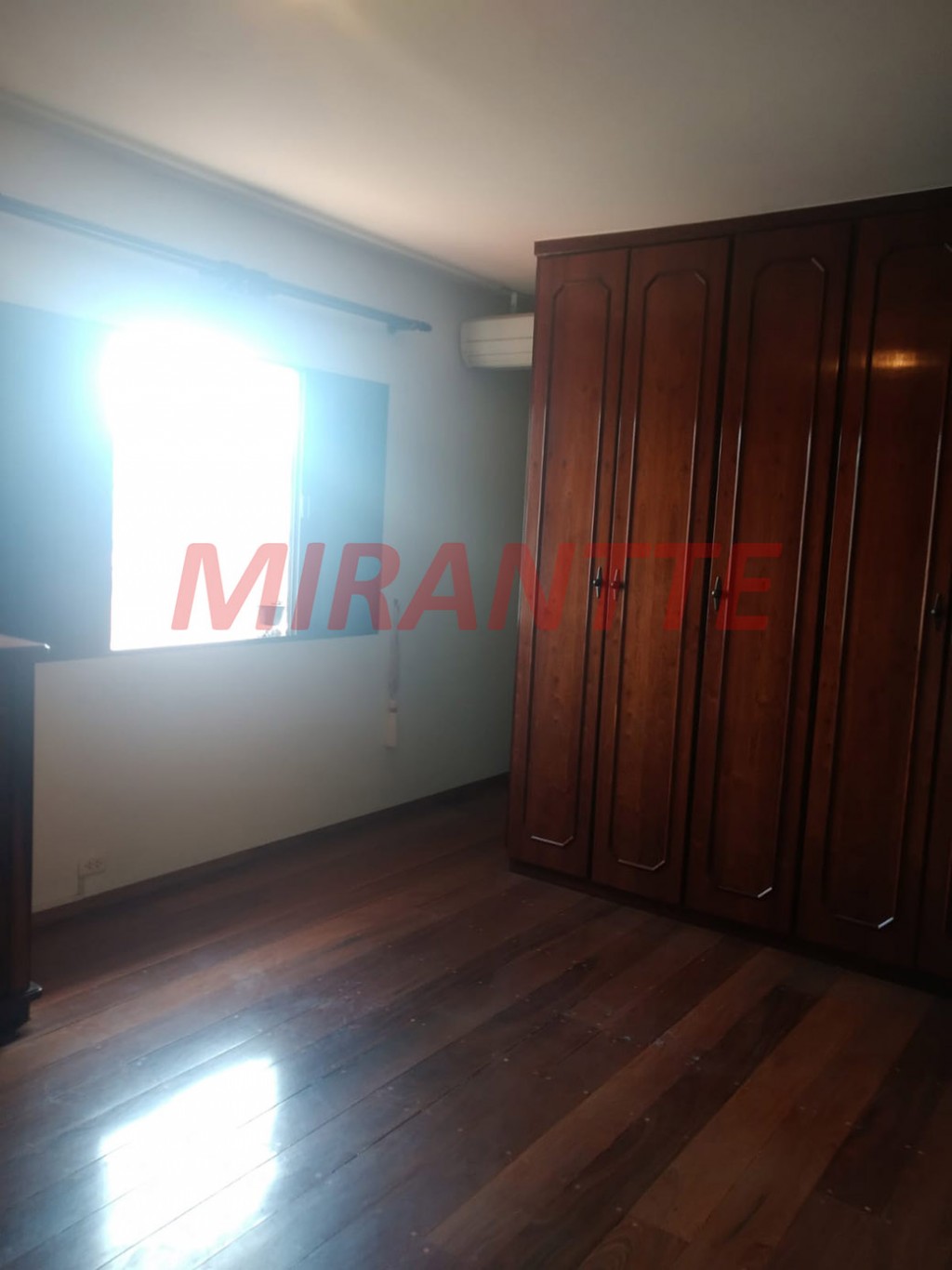 Sobrado de 168m² com 3 quartos em Vila Ester