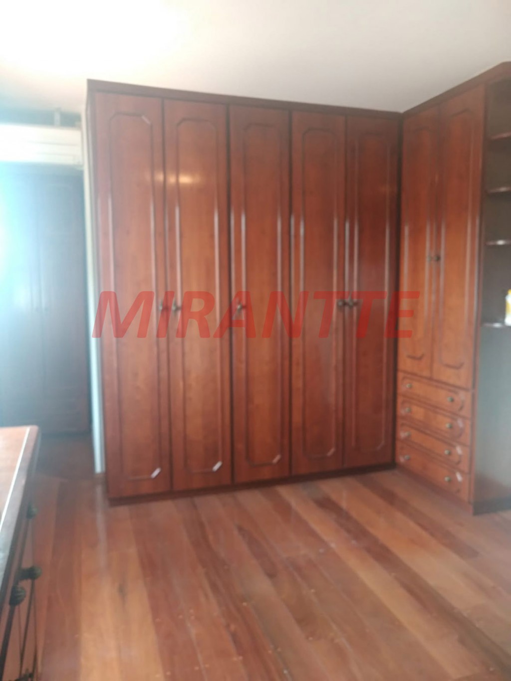 Sobrado de 168m² com 3 quartos em Vila Ester