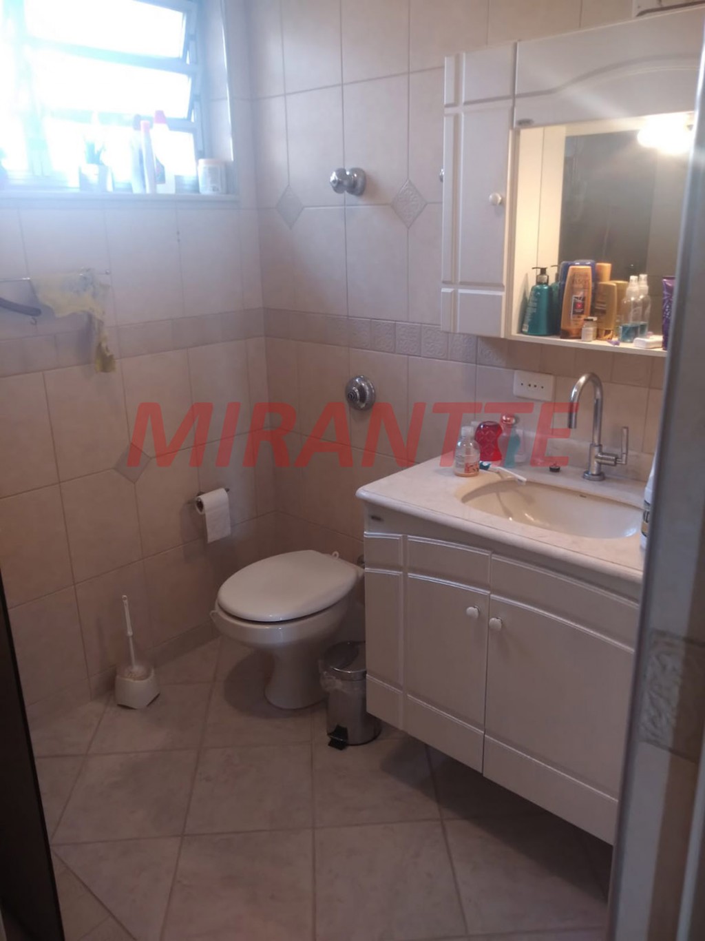 Sobrado de 168m² com 3 quartos em Vila Ester