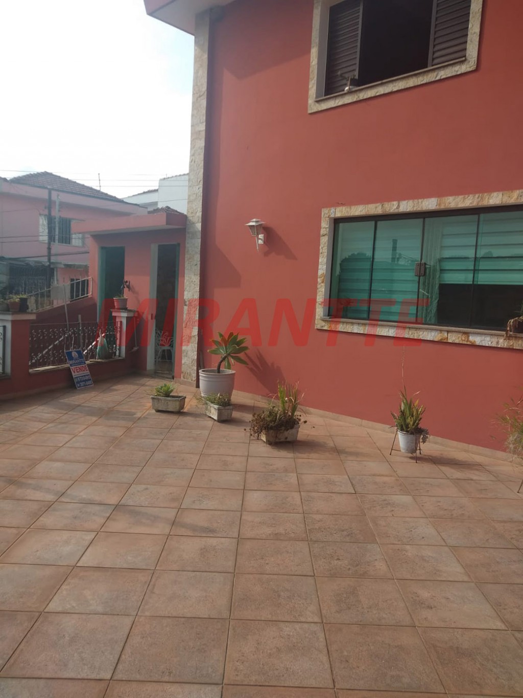 Sobrado de 168m² com 3 quartos em Vila Ester