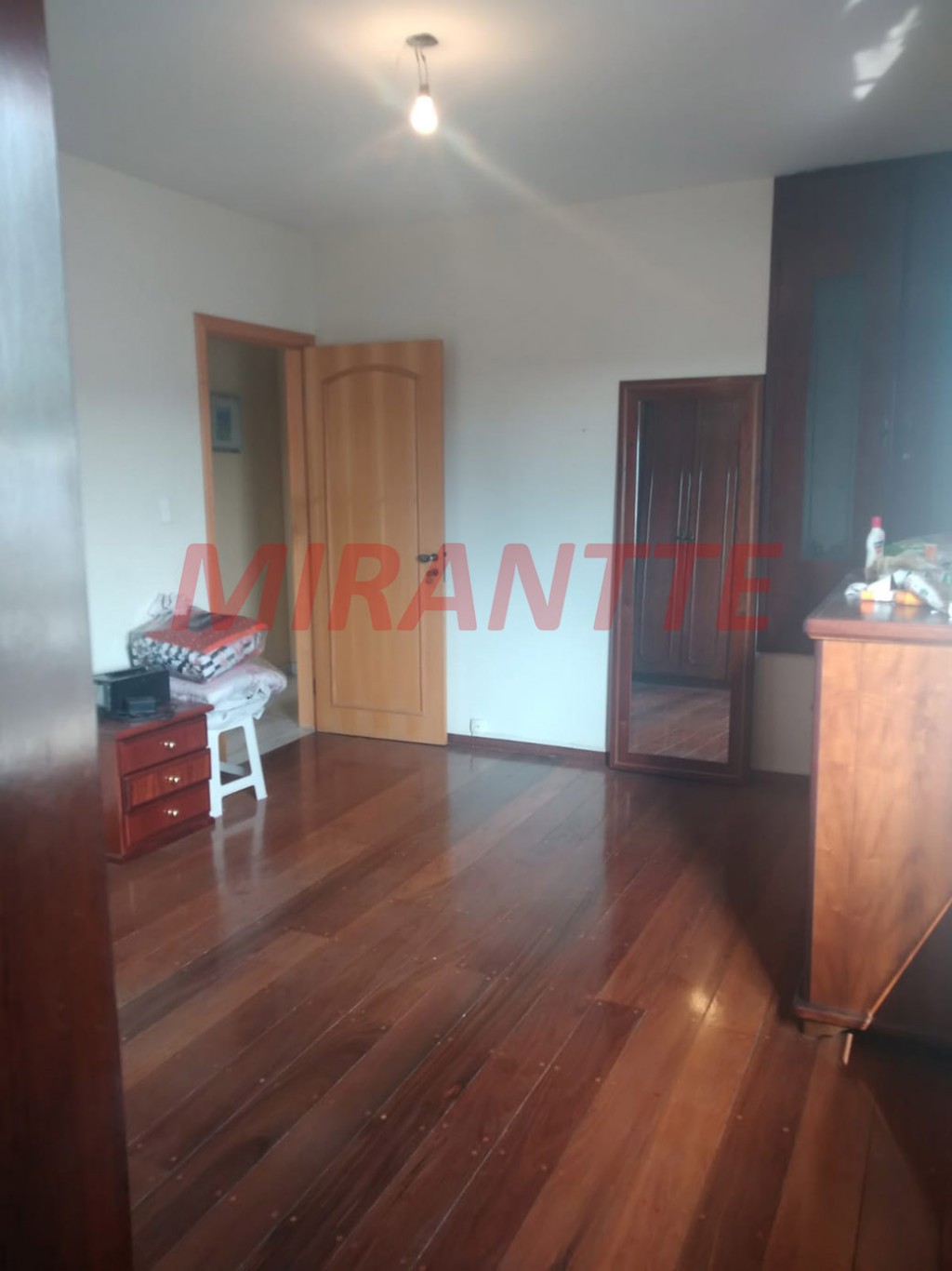 Sobrado de 168m² com 3 quartos em Vila Ester