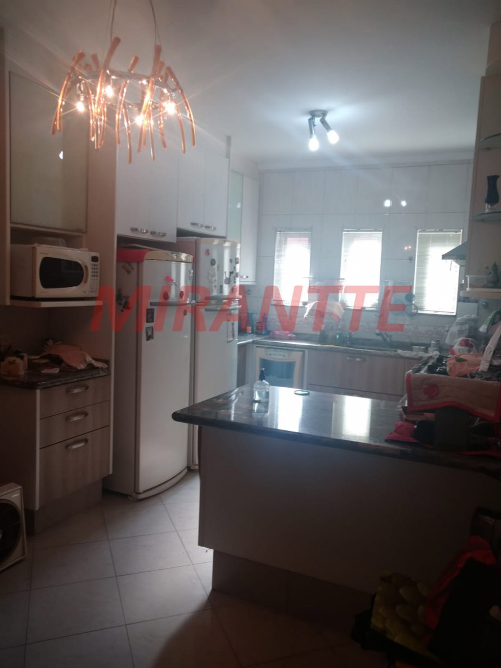 Sobrado de 168m² com 3 quartos em Vila Ester