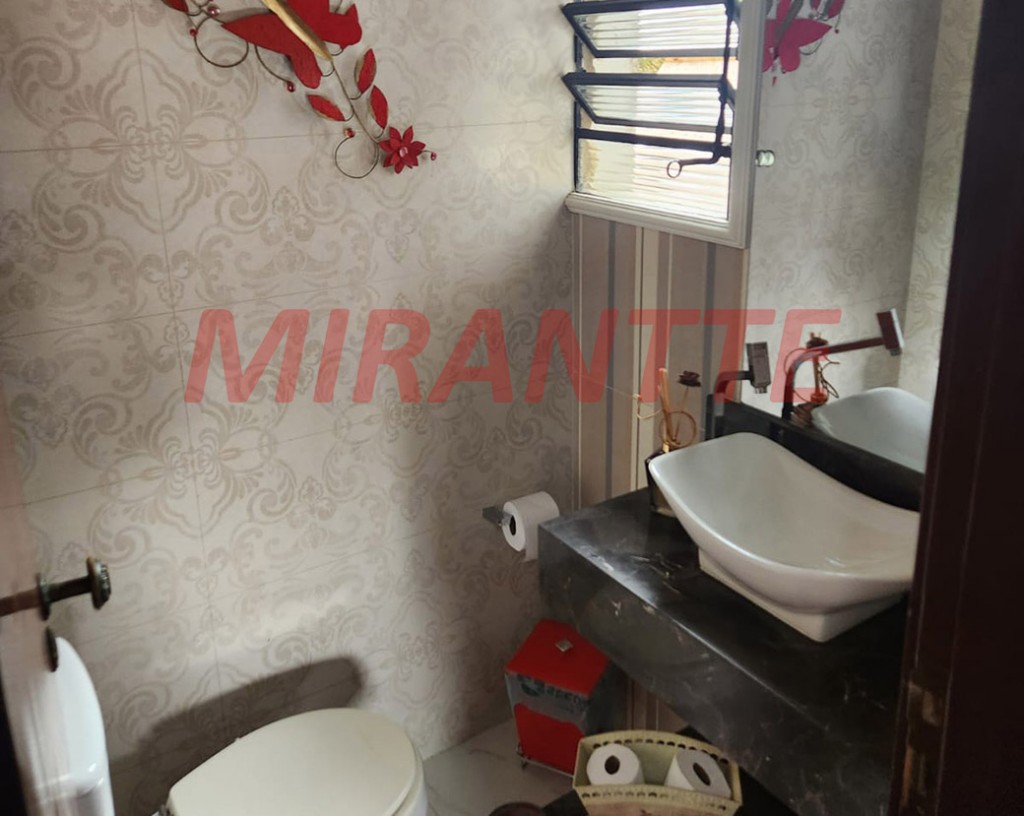 Casa terrea de 200m² com 4 quartos em Tremembe