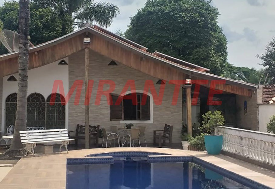 Casa terrea de 200m² com 4 quartos em Tremembe