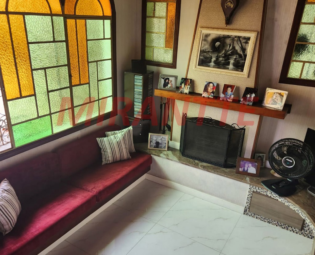Casa terrea de 200m² com 4 quartos em Tremembe