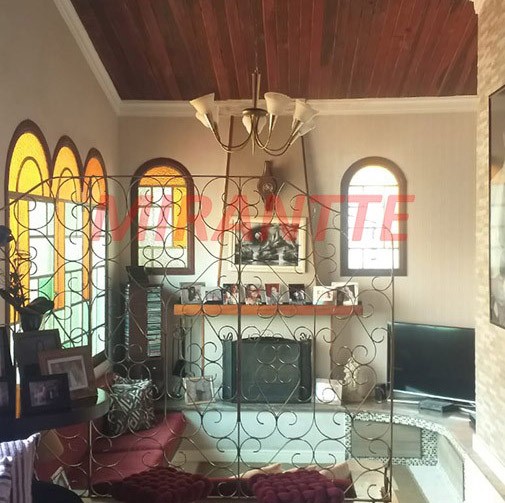 Casa terrea de 200m² com 4 quartos em Tremembe