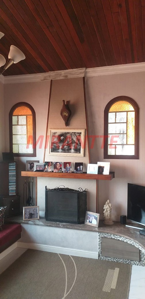 Casa terrea de 200m² com 4 quartos em Tremembe