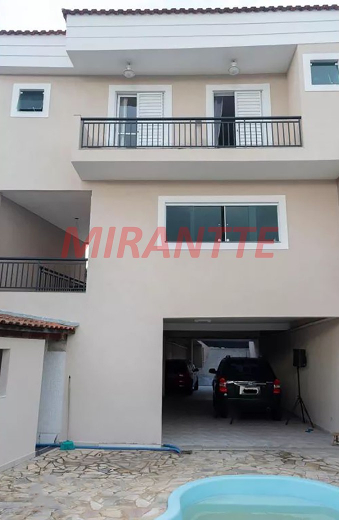 Sobrado de 320m² com 4 quartos em Sacoma