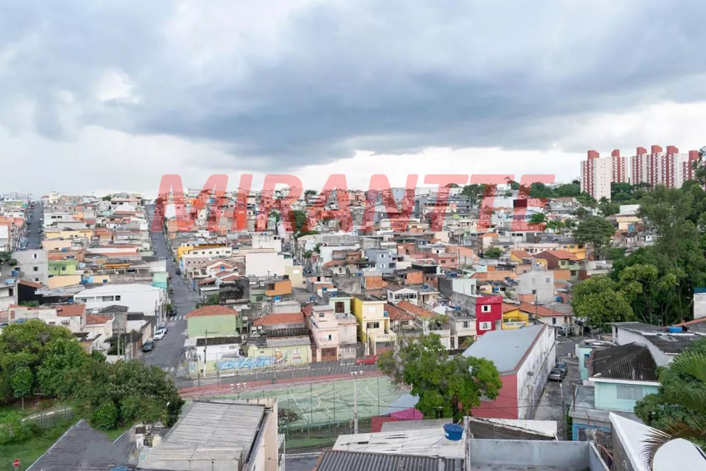 Sobrado de 320m² com 4 quartos em Sacoma