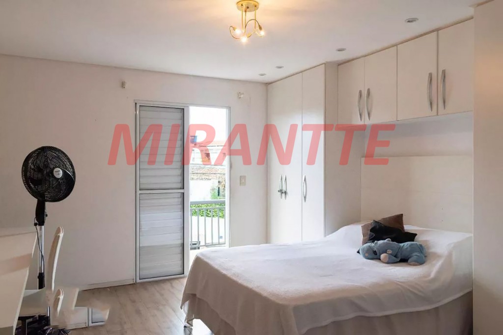 Sobrado de 320m² com 4 quartos em Sacoma