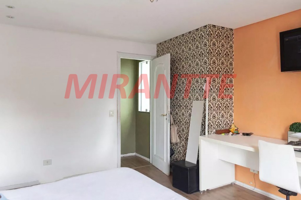 Sobrado de 320m² com 4 quartos em Sacoma
