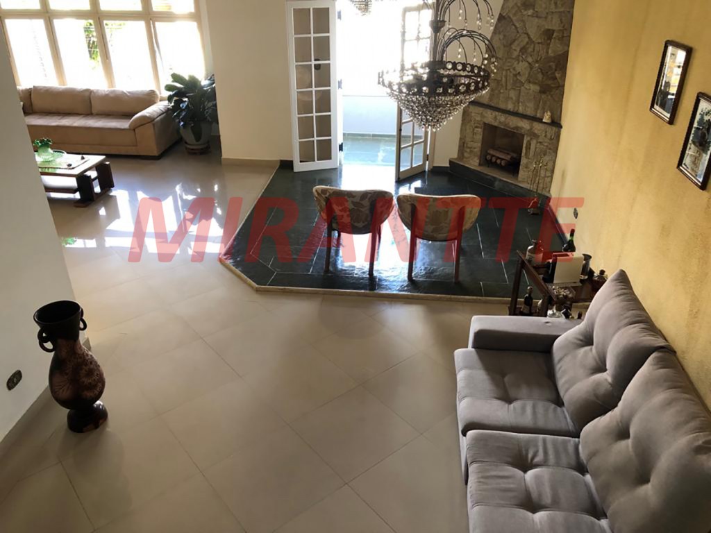 Sobrado de 300m² com 3 quartos em Jardim França