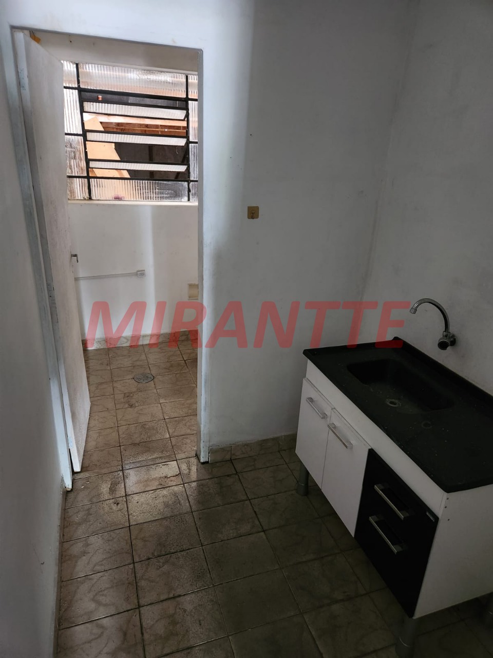 Comercial de 75m² em Santana