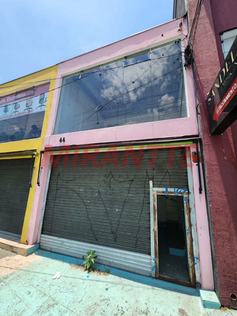 Comercial de 75m² em Santana