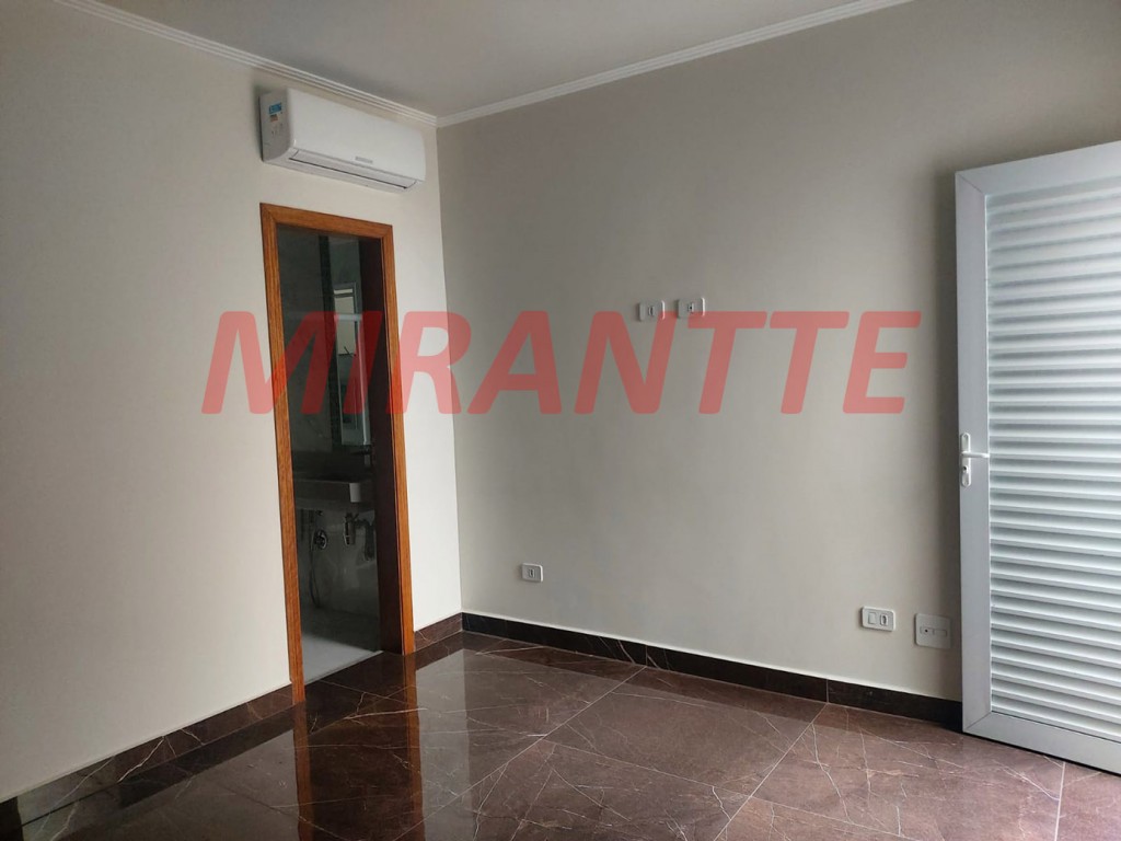 Sobrado de 200m² com 3 quartos em Pirituba
