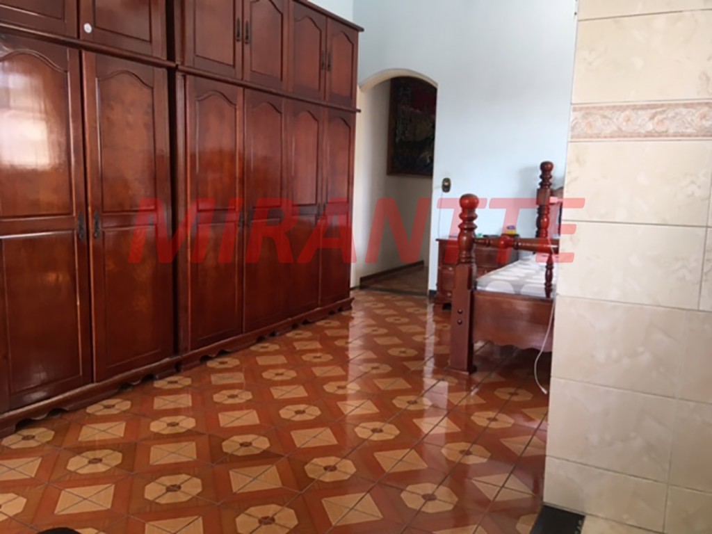 Sobrado de 227m² com 3 quartos em Jardim Primavera