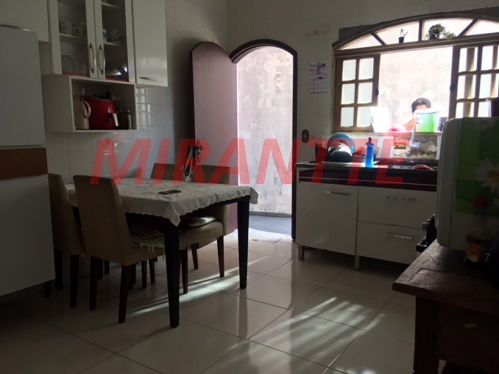 Sobrado de 227m² com 3 quartos em Jardim Primavera
