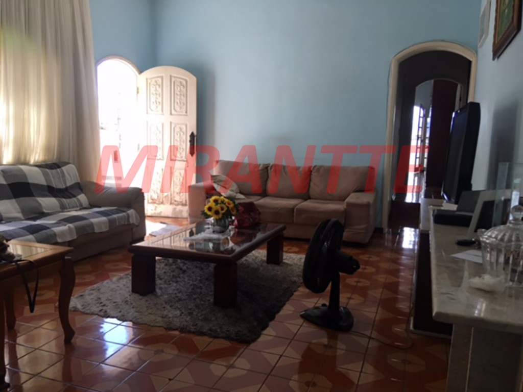 Sobrado de 227m² com 3 quartos em Jardim Primavera
