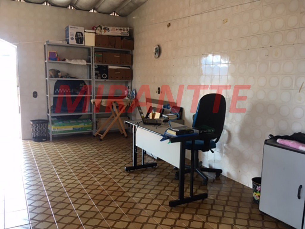 Sobrado de 227m² com 3 quartos em Jardim Primavera