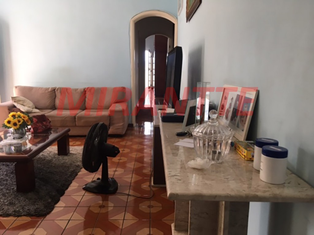 Sobrado de 227m² com 3 quartos em Jardim Primavera