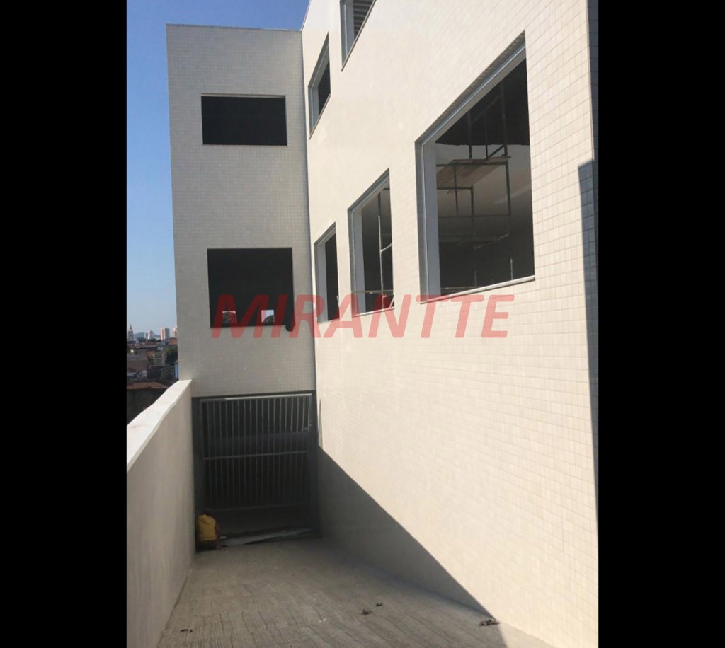 Comercial de 900m² em Casa Verde