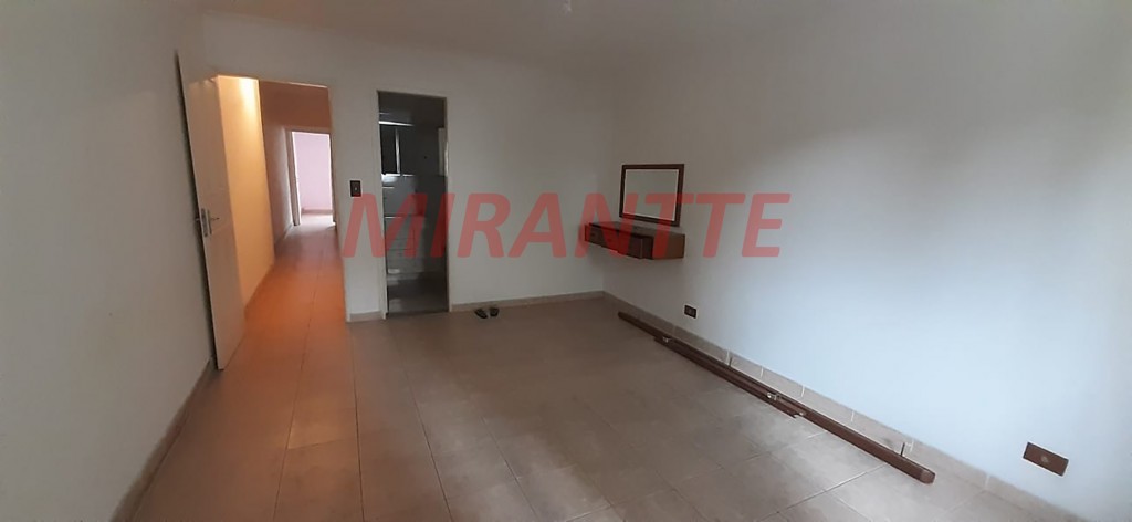 Sobrado de 149m² com 2 quartos em Água Fria