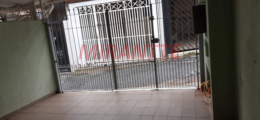 Sobrado de 149m² com 2 quartos em Água Fria