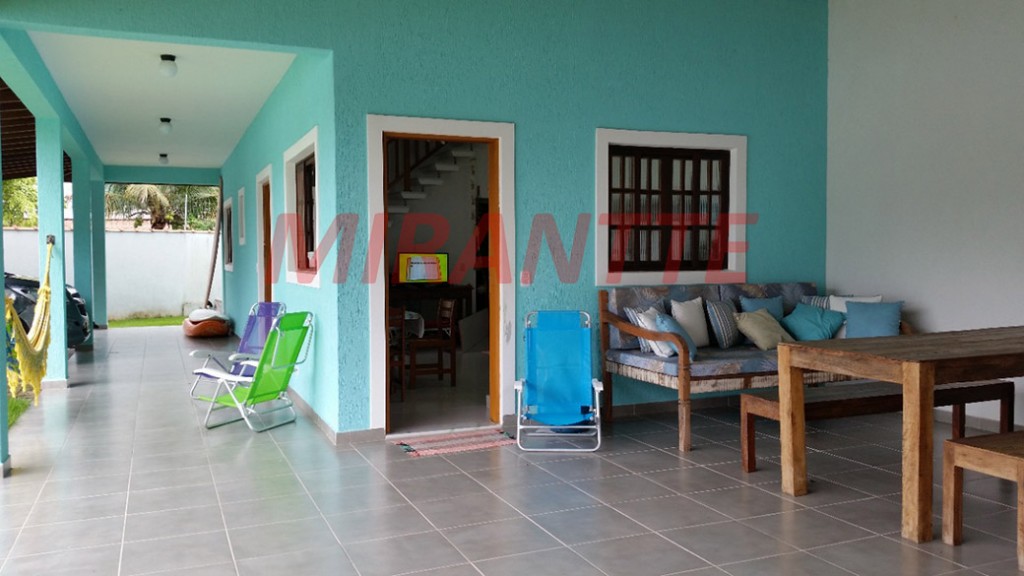 Sobrado de 240m² com 3 quartos em Praia do Massaguaçu
