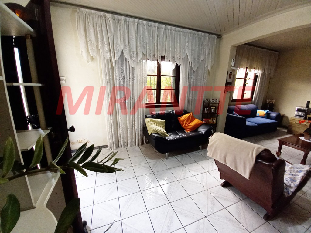 Casa terrea de 148m² com 3 quartos em Centro