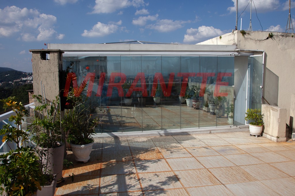 Cobertura de 347m² com 4 quartos em Horto Florestal
