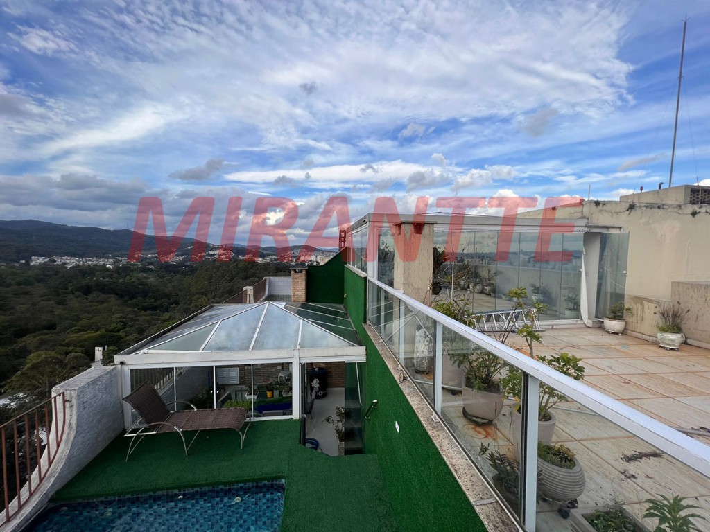 Cobertura de 347m² com 4 quartos em Horto Florestal