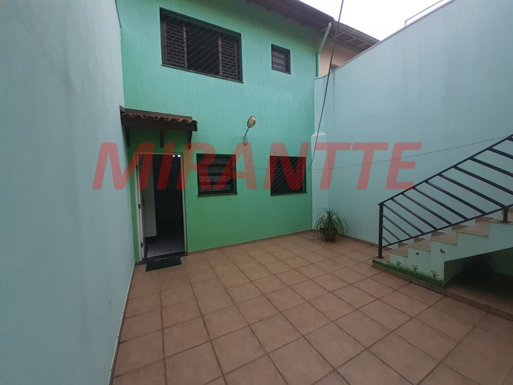 Sobrado de 200m² com 3 quartos em Vila Aurora