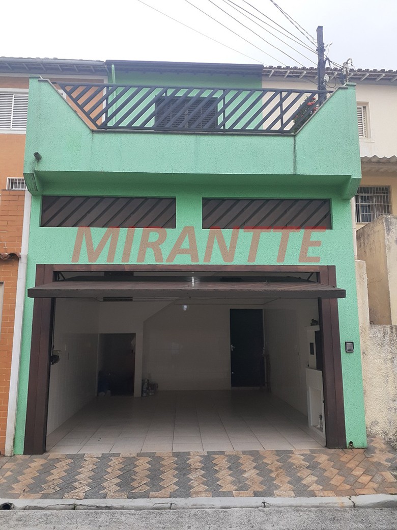 Sobrado de 200m² com 3 quartos em Vila Aurora